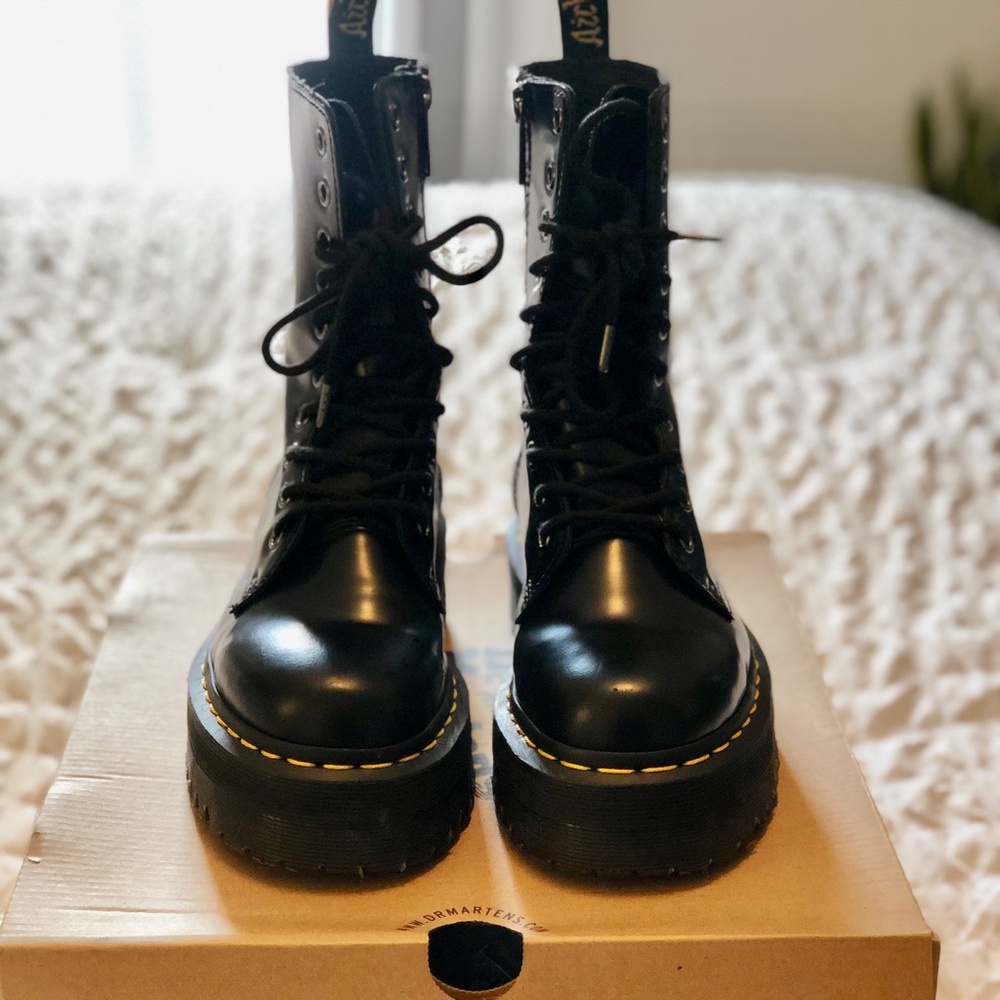 Dr.Martens JADON HI Polished Smooth in Black US size 5